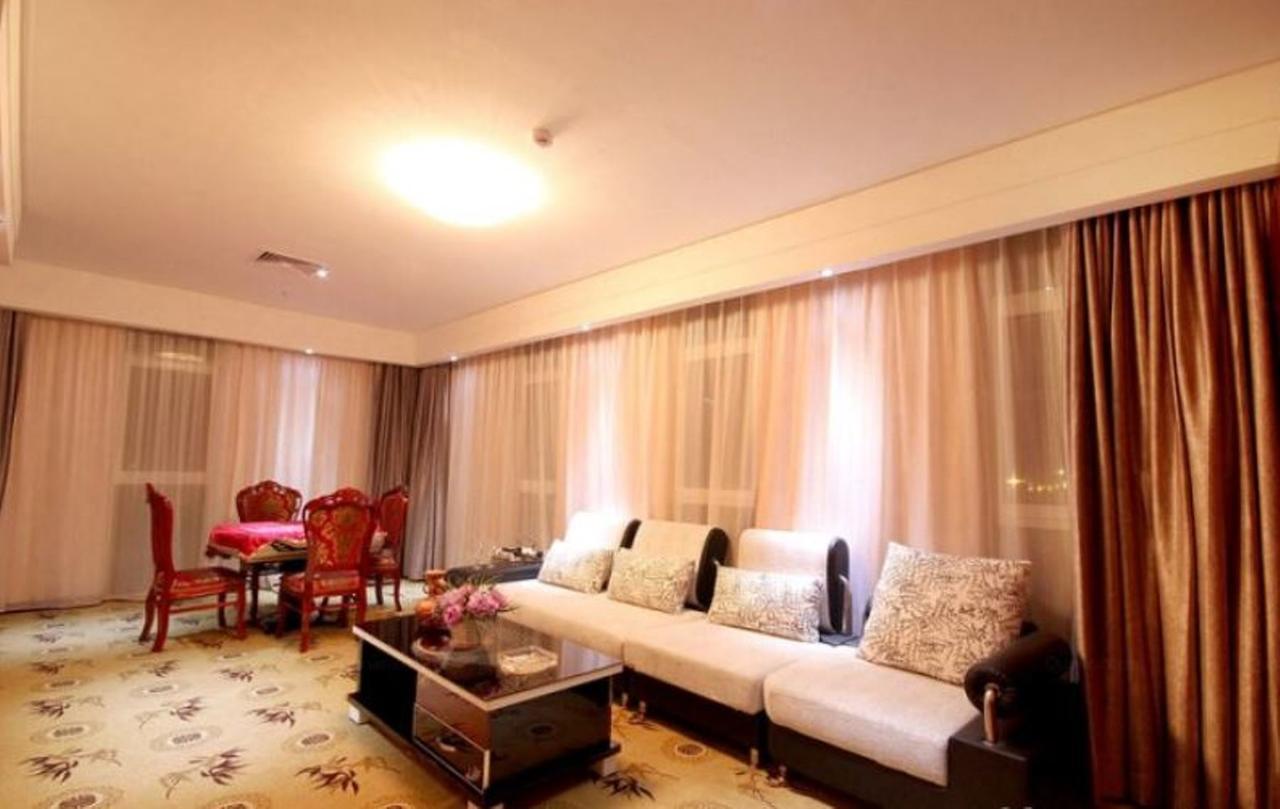Hongkong Lihua Hotel Urumqi Eksteriør billede